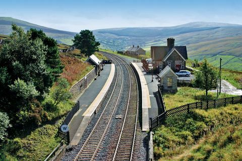 डेंट स्टेशन - रेलवे - प्लेटफ़ॉर्म - Cumbria