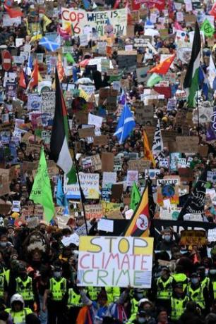 ग्रेटा थुनबर्ग जलवायु परिवर्तन विरोध ग्लासगो